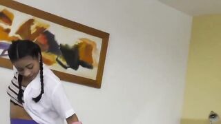 OPERACION LIMPIEZA - #Maria Antonia Alzate #Sofia Zarate - Homemade Lesbo Sex