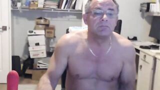 Simple Dady American masturbating Part 2