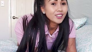 Passion solo fucking for sexy Asian teen