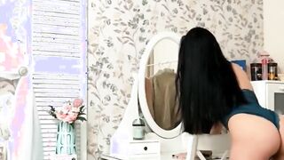 Hot Women babe make you wet and wild
