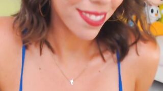 Huge Tits sexy Loves to Play Her Snatch