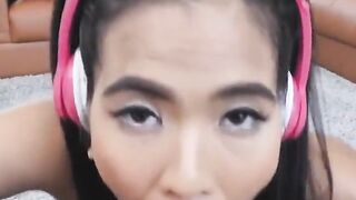blowjob  big booty asian teen twerks for daddy