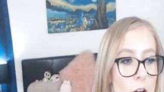 Very Perfect goddess Blonde Finger Banged! Her Cunt