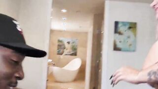 bones montana loves eating santana reds snatch swallowing n fucking
