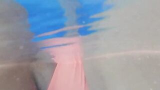 Big Ass Cunt With Mouth Give A ORAL SEX Inside The Pool