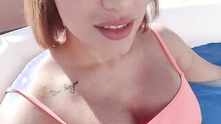 Big Ass Cunt With Mouth Give A ORAL SEX Inside The Pool