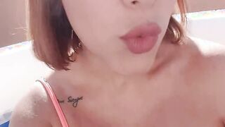 Big Ass Cunt With Mouth Give A ORAL SEX Inside The Pool