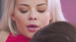 cumshot a young has the best threesome of her life