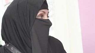 blowjob a desperate muslim woman needs help