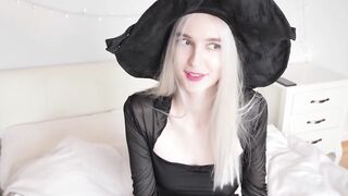 The Hottest Witch You Ever Saw - Shina Ryen & Ryen two