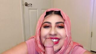 Sneaky stepdad gets blowjob from great Bae Muslim daughter.