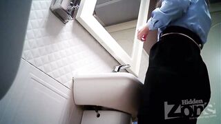 Pissing91