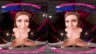 VRBangers-Slim 18 year old Paige Owens Show's her slut skills on and