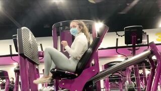 Gym Shark 19 Year Mature Doing Leg Press