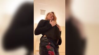 Strip Tease for the first Time ❤️