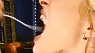 Queens of Cum