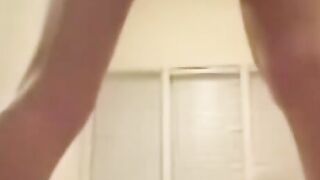Jessie Gets Off On The Floor - Jessie Gets Off On The Floor