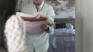Curvy Babysitter Holly Day Gets Lucky At Work