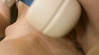 Vagina Vibes With 18 Year Old Bri - Bri
