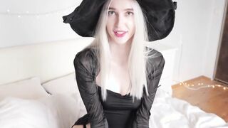 The Hottest Witch You Ever Saw - Shina Ryen & Ryen