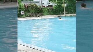 Splish Splash, Julias Getting Lapped by Alexs GIANT Cock.