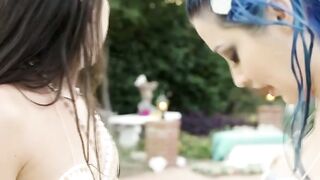 MERMAID ELITE Petite TS Seduces Hollywood Star in Poolside Orgy!
