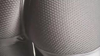 The Fit Girl Jumps well on the Penis aft
