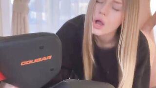 She liked my Gift so much that she let me Fuck Her