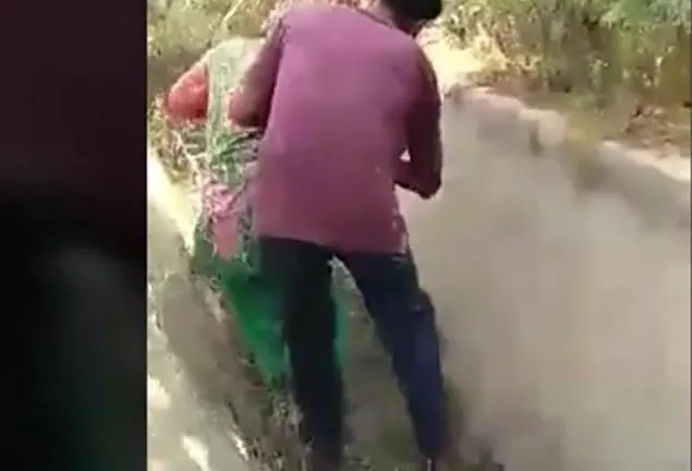 Indian Ass Outdoor - Indian Outdoor ass fucking for more video join our telegram channel @desi41