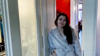 2 Amateur Teenagers Give Big Penis Hand Job Into Homemade three Way