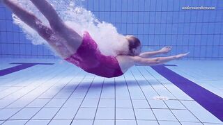 Russian babe goddess Elena Proklova swims naked