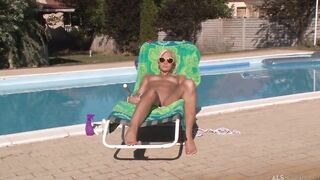 Als Goddess oil masturbation