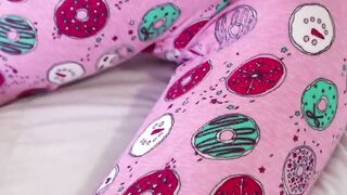 Step Mom Wakes up to Hard Cock of Step Son He helps MILF to cum quick fuckthismilf