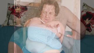 OMAGEIL Boobs are shown in one piece