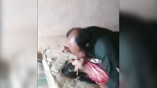 Indian pussy fucking for more video join our telegram channel @desi41