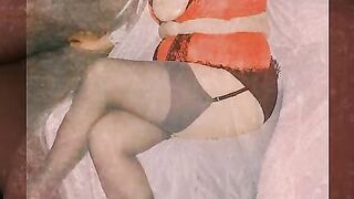 ILOVEGRANNY Hairy cunt lying on the bed