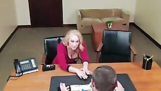 Mature hot mom try to rescue her daughter