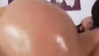 Shaved Jynx Maze fucking in the living room with her skinny