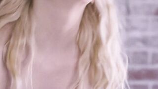 Hot daughter fucks her stepdad for her cam audience
