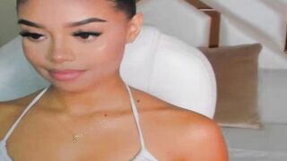 Gorgeous Latina Babe Masterbate Her Vagina Hardly