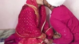 Desi Aunty Blowjob and Fucking