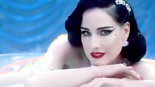 Taylor Swift - Bejeweled