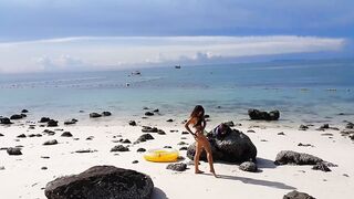 ENJOY Ass Plug IN and OUT among Fish n Corals