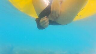 ENJOY Ass Plug IN and OUT among Fish n Corals