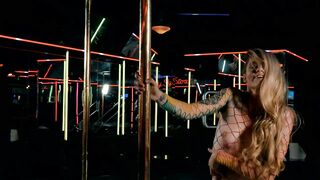 Erin Evelyn @ Candy Store Topless Bar Dancing On Pole
