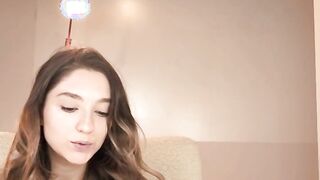 Brunette Teen Mia Elfie Orgasmic Relaxation