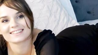 Lets have a chat in my room