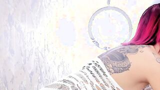 Latina Babe Pounding With Her Creamy Pussy In Bed