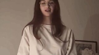 Awkward stepmom woke me up with a PUSSY