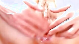 Mature Squirter on cam